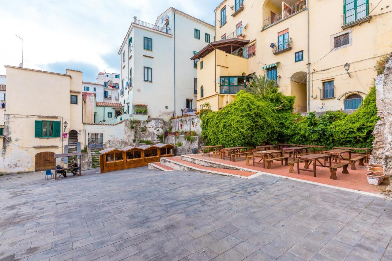 Starhost - Terazza Barbuti Apartment Salerno Exterior photo